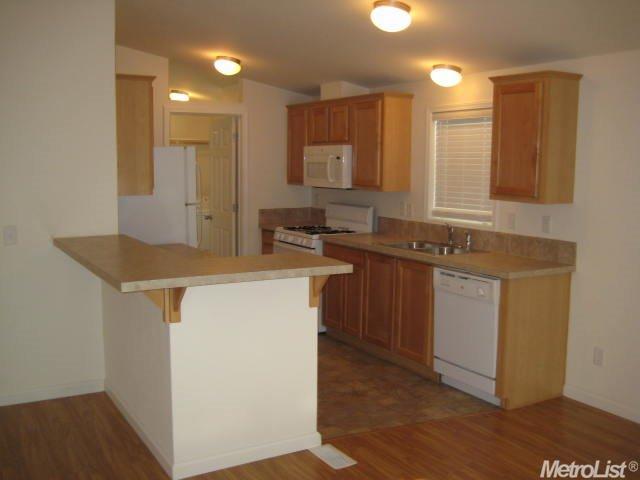 1412 Playground Way, Modesto, CA 95355 photo 3