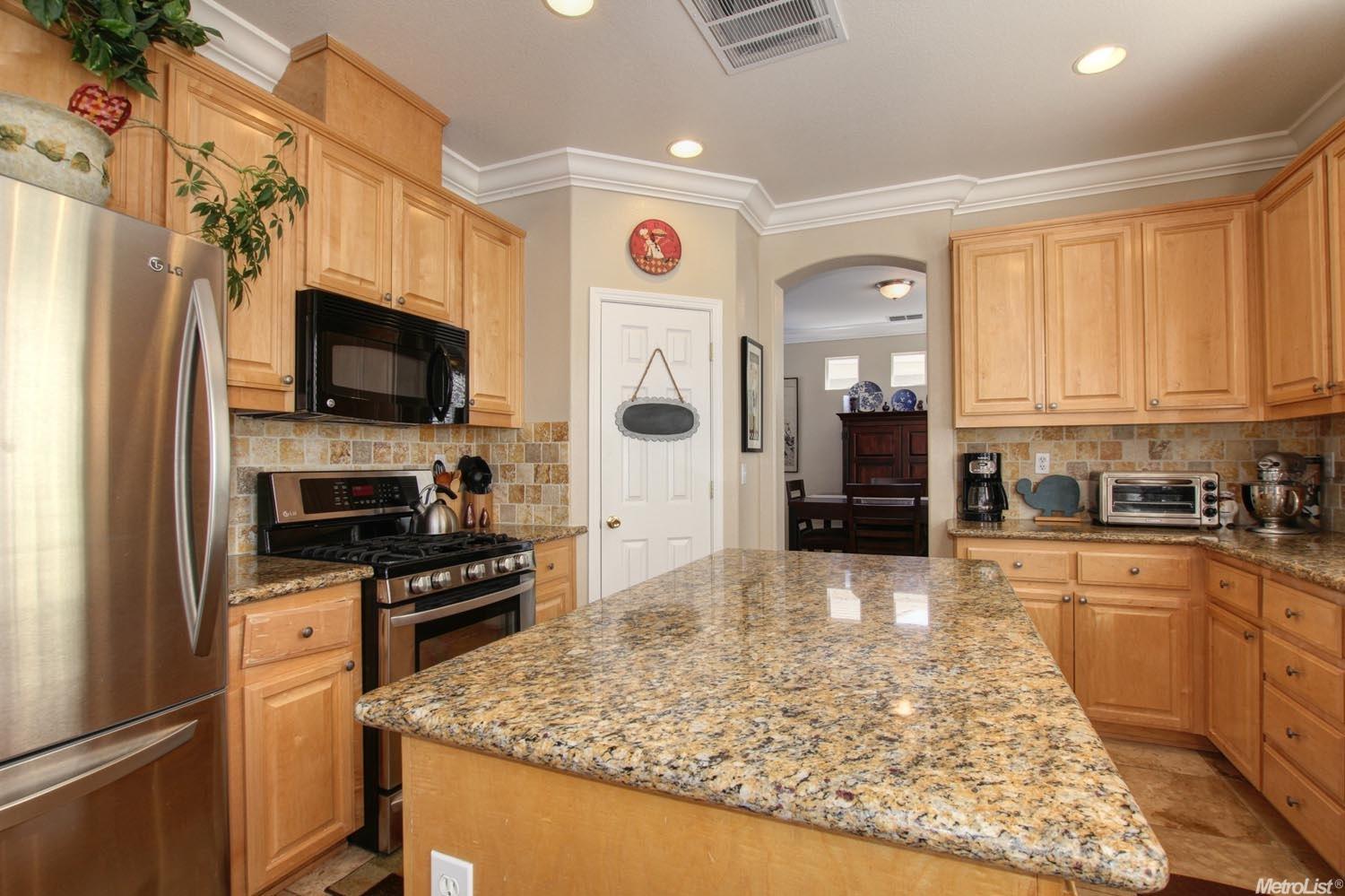 6004 Roswitha Ct, Carmichael, CA 95608 photo 7