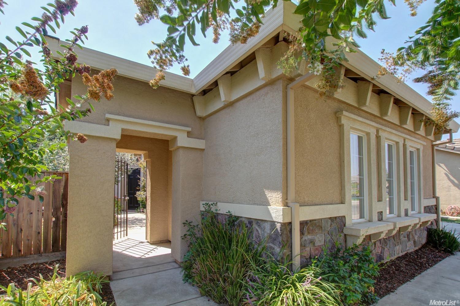 6004 Roswitha Ct, Carmichael, CA 95608 photo 3