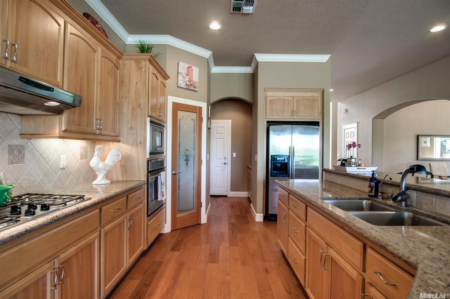 2825 Rockwell Dr, Davis, CA 95618 photo 8