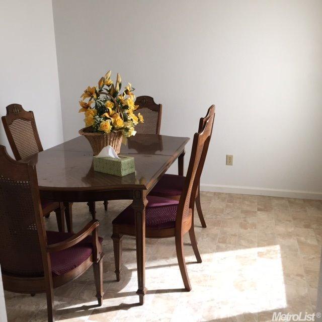1405 Albert Dr, Modesto, CA 95355 photo 3