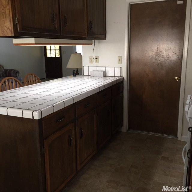1405 Albert Dr, Modesto, CA 95355 photo 4