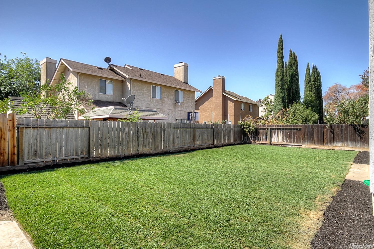 622 Jonquil Dr, Lathrop, CA 95330 photo 21