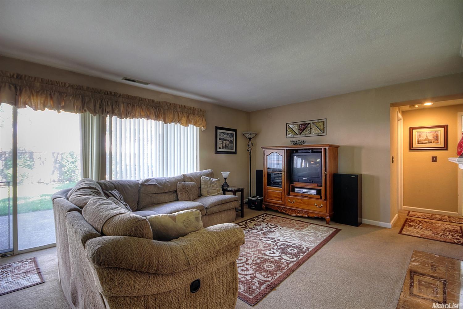 1281 Parkside Dr, Tracy, CA 95376 photo 9