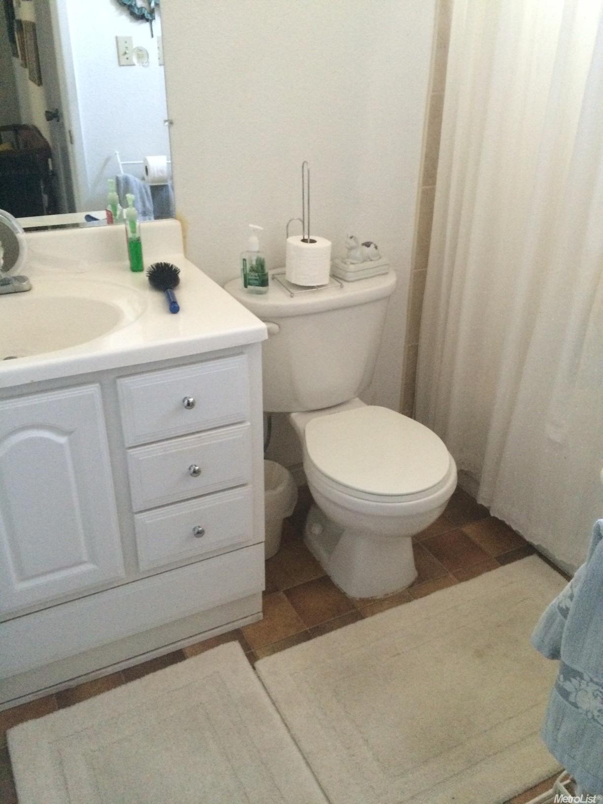 3701 Colonial Dr #15, Modesto, CA 95356 photo 4