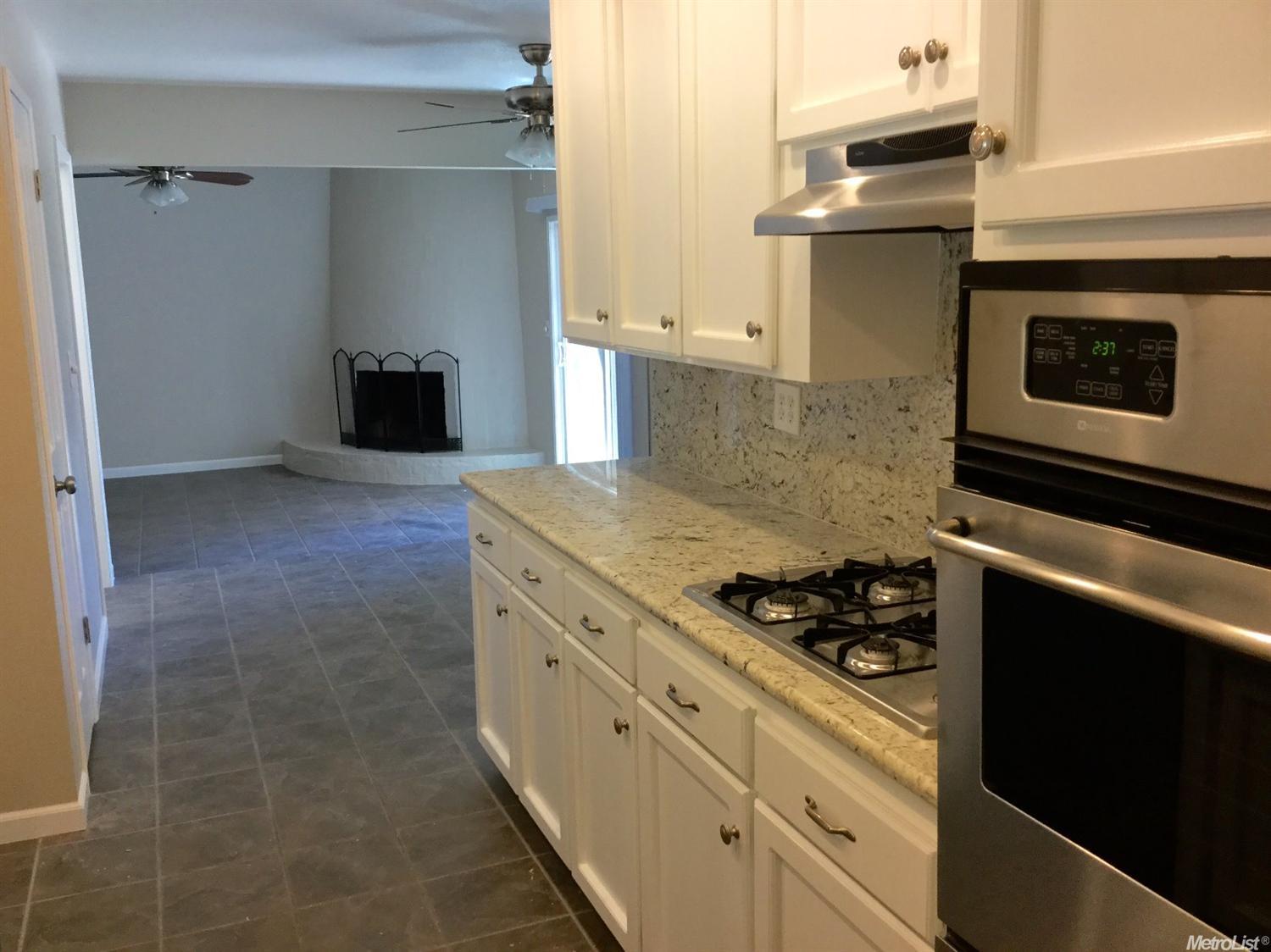1501 Dwight, Modesto, CA 95350 photo 2