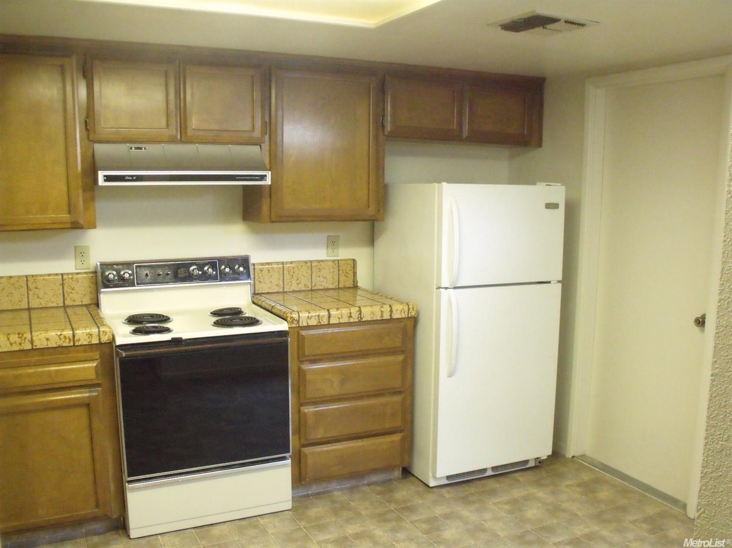 930 South Ave, Gustine, CA 95322 photo 5