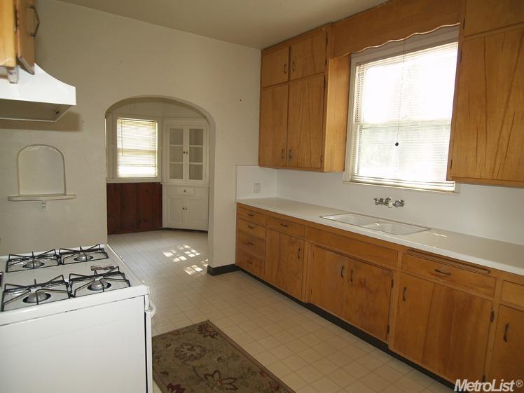 1025 Hackberry Ave, Modesto, CA 95350 photo 14