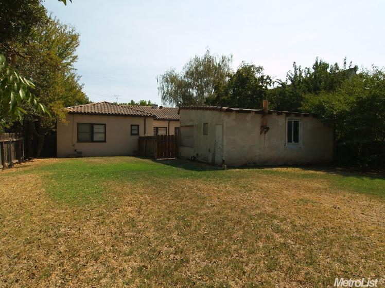 1025 Hackberry Ave, Modesto, CA 95350 photo 24