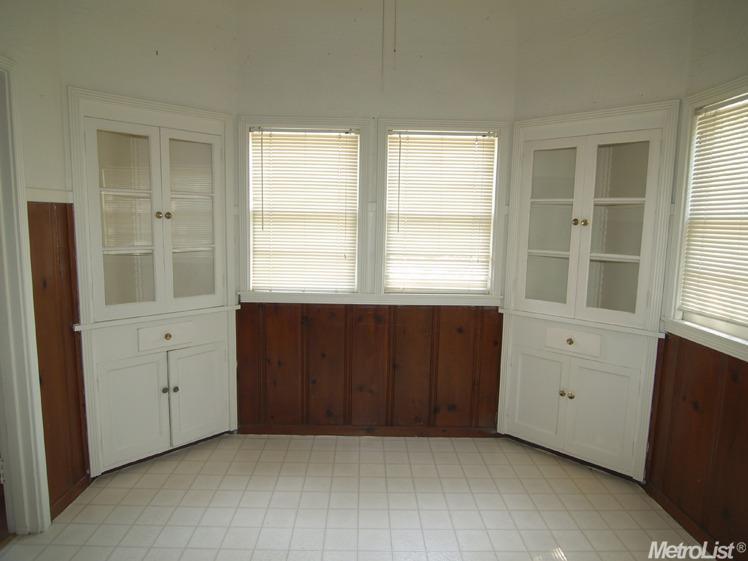 1025 Hackberry Ave, Modesto, CA 95350 photo 11