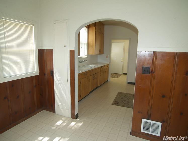 1025 Hackberry Ave, Modesto, CA 95350 photo 12