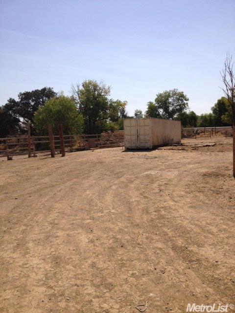 15472 Ash Ave, Patterson, CA 95363 photo 11