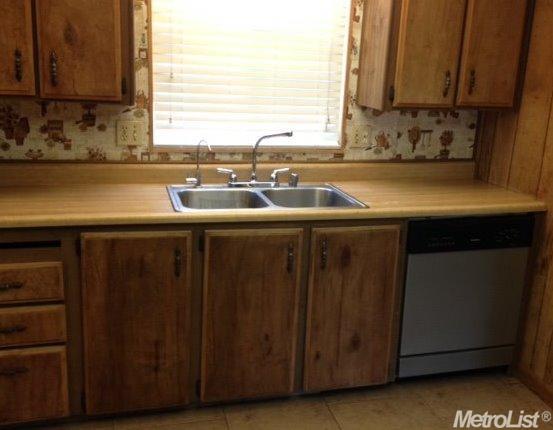 15472 Ash Ave, Patterson, CA 95363 photo 3