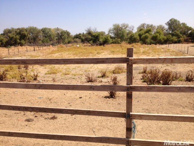 15472 Ash Ave, Patterson, CA 95363 photo 10