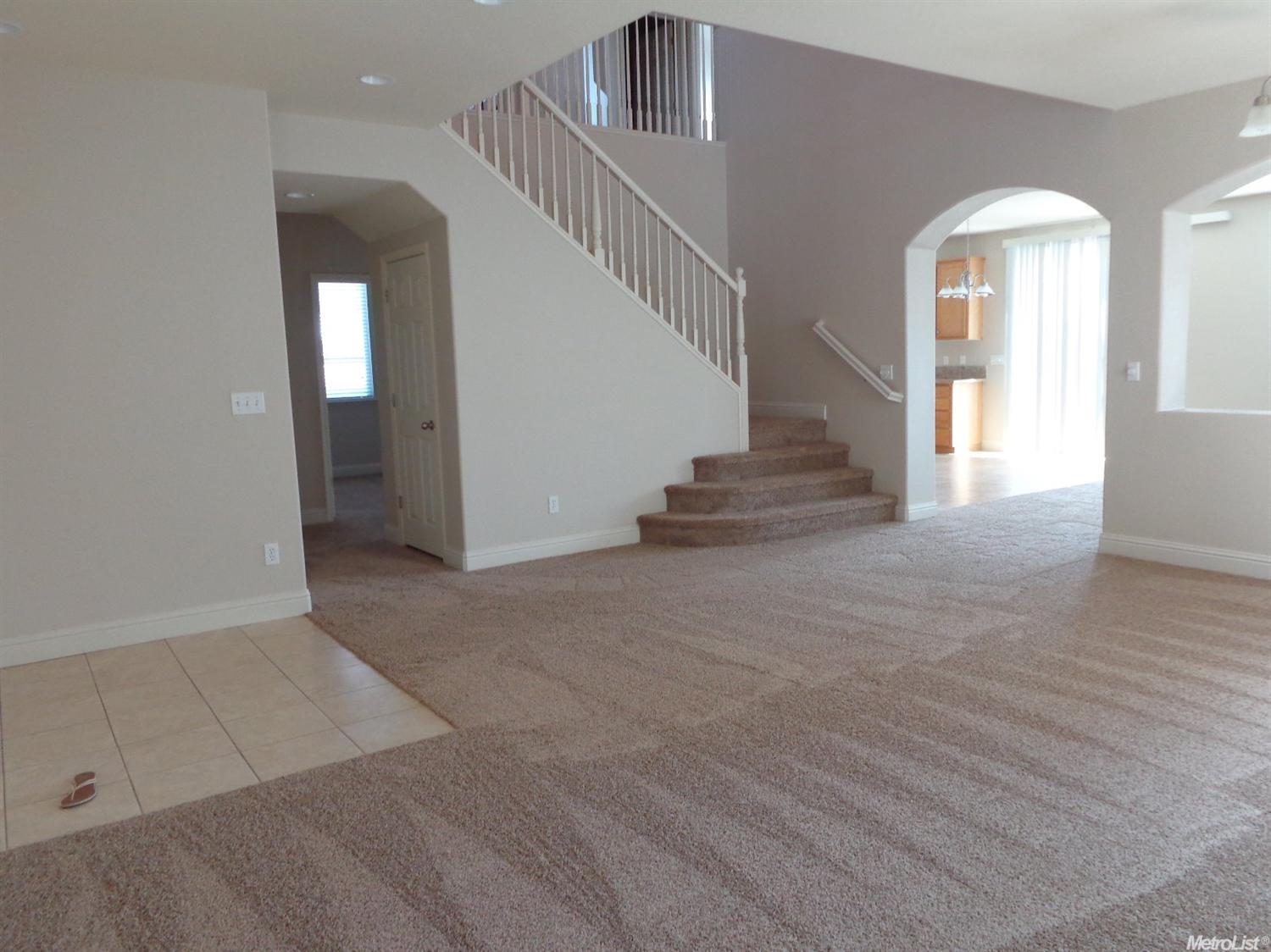 560 Sepp Ct, Ripon, CA 95366 photo 1
