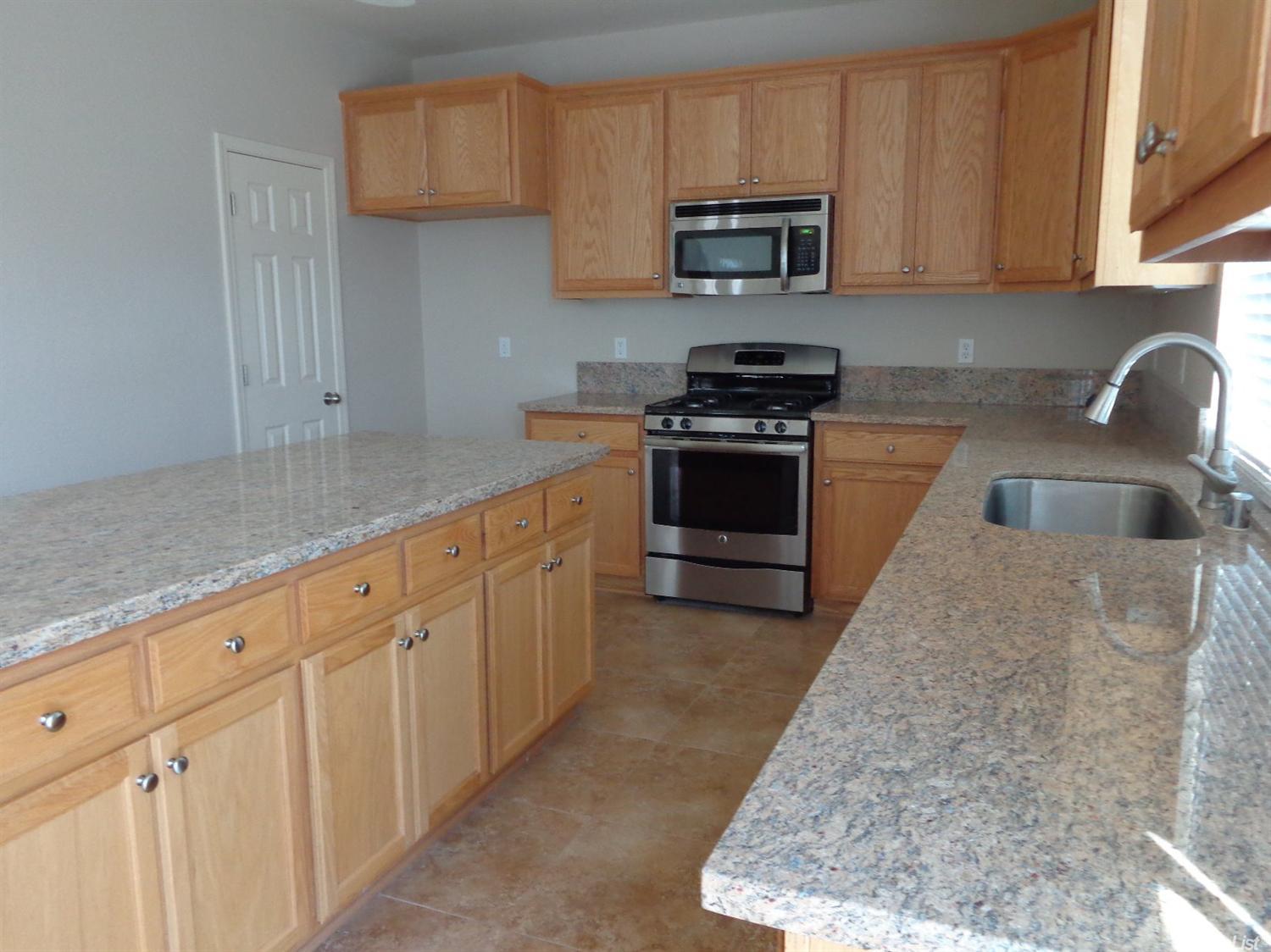 560 Sepp Ct, Ripon, CA 95366 photo 5