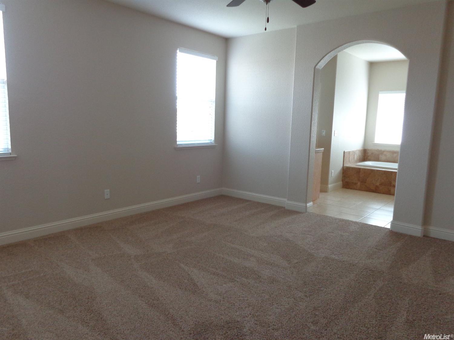 560 Sepp Ct, Ripon, CA 95366 photo 9