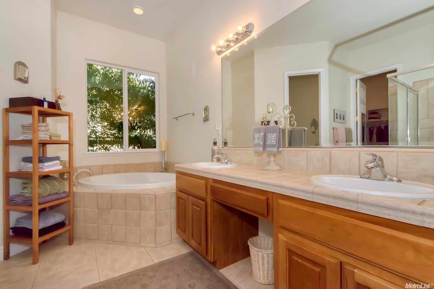 4037 Poppleton Way, Carmichael, CA 95608 photo 17