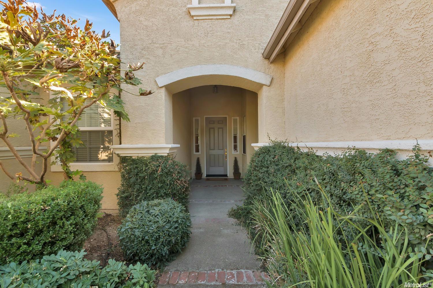 4037 Poppleton Way, Carmichael, CA 95608 photo 2