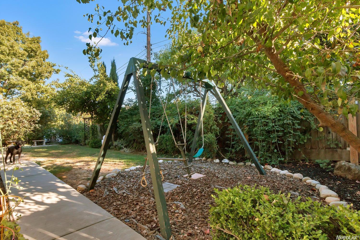 4037 Poppleton Way, Carmichael, CA 95608 photo 23