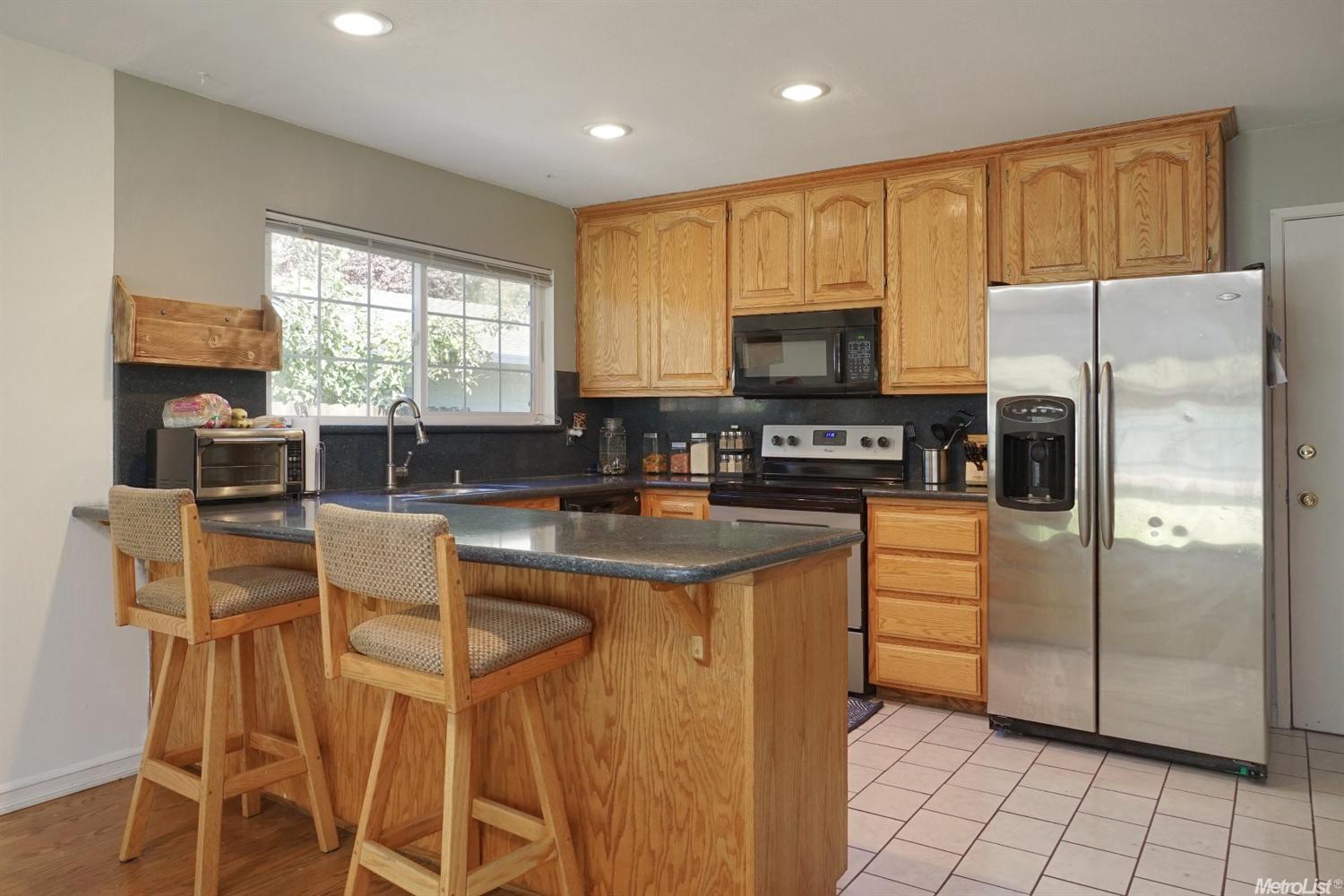 2822 Loyola, Davis, CA 95618 photo 4