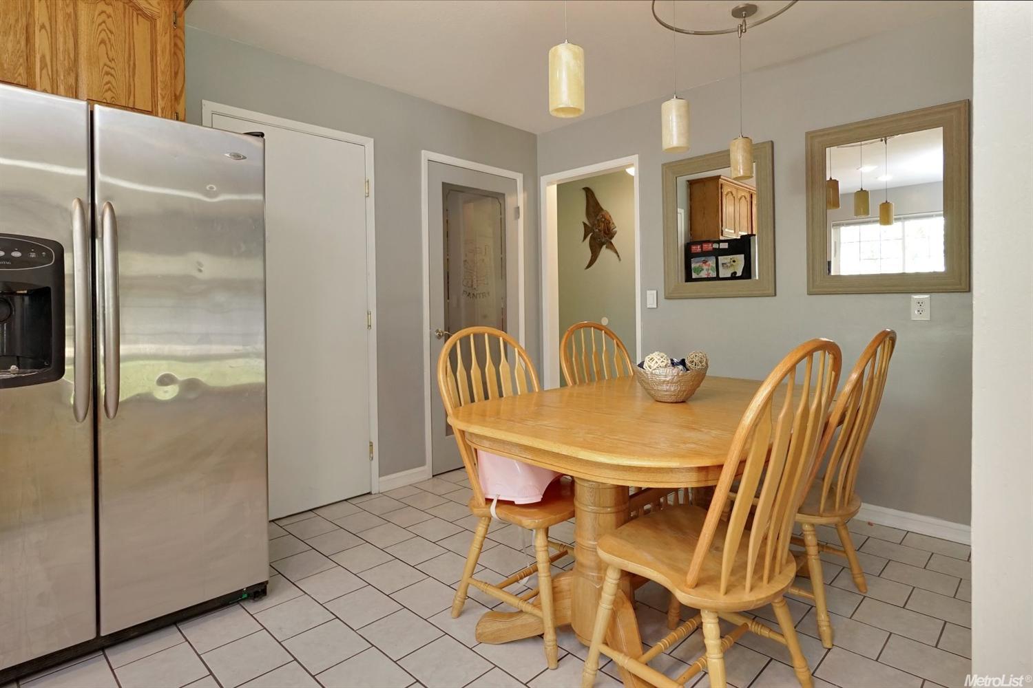 2822 Loyola, Davis, CA 95618 photo 5