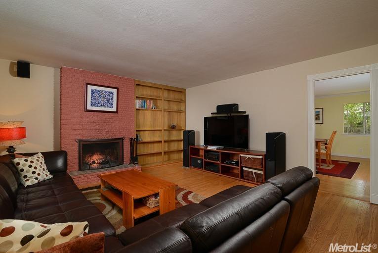 5200 Oleander Dr, Carmichael, CA 95608 photo 4