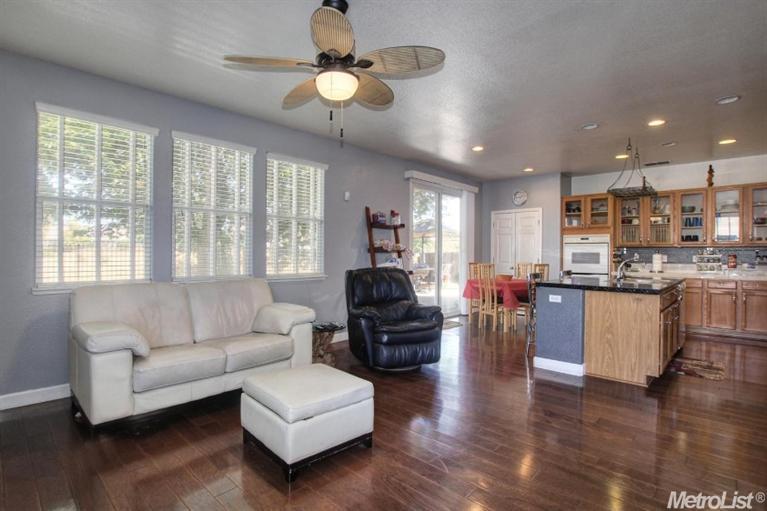11013 Essey Cir, Mather, CA 95655 photo 8