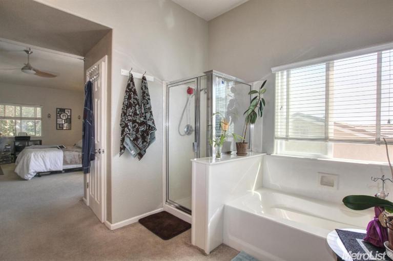 11013 Essey Cir, Mather, CA 95655 photo 18