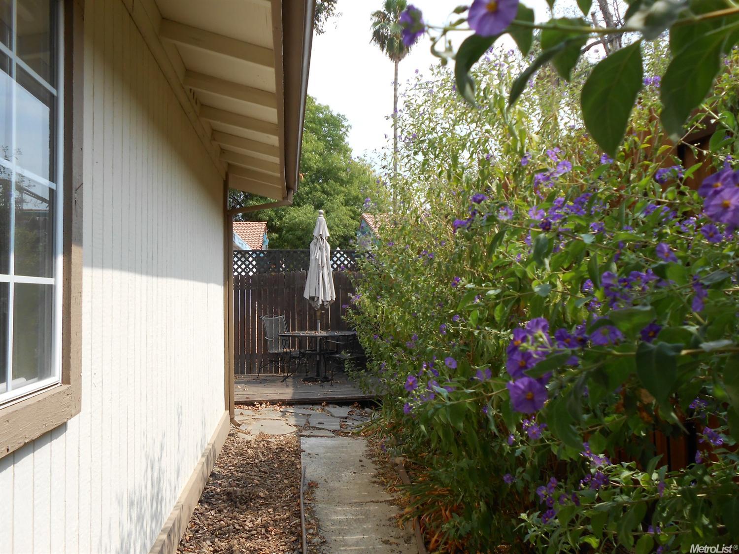4236 Younger Way, Carmichael, CA 95608 photo 8