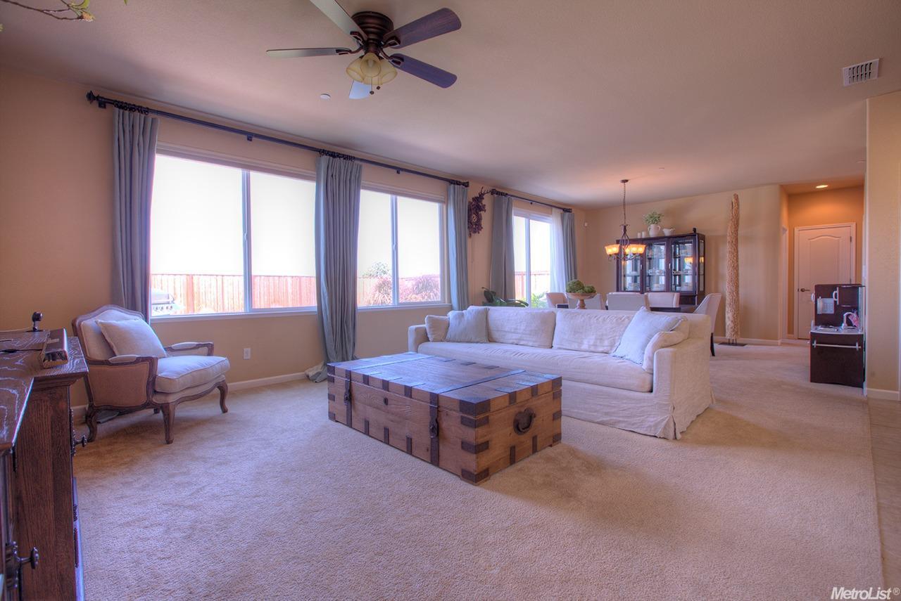 251 Lavender Ln, Patterson, CA 95363 photo 7