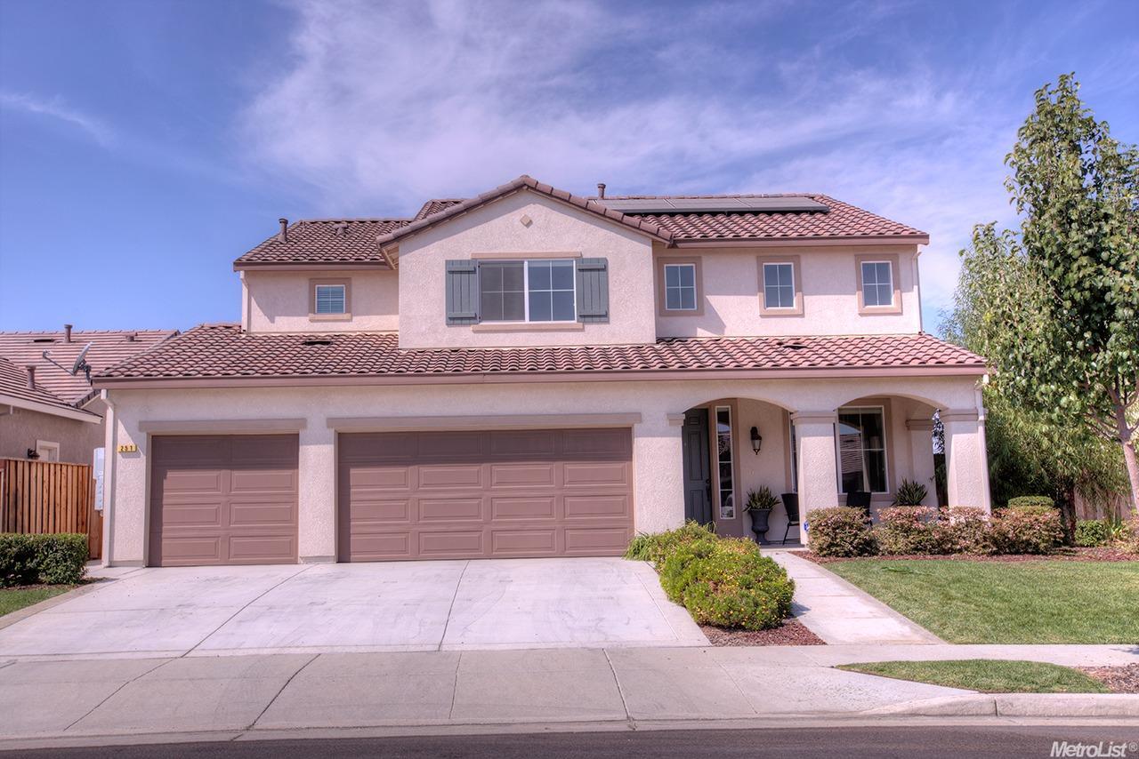 251 Lavender Ln, Patterson, CA 95363 photo 1