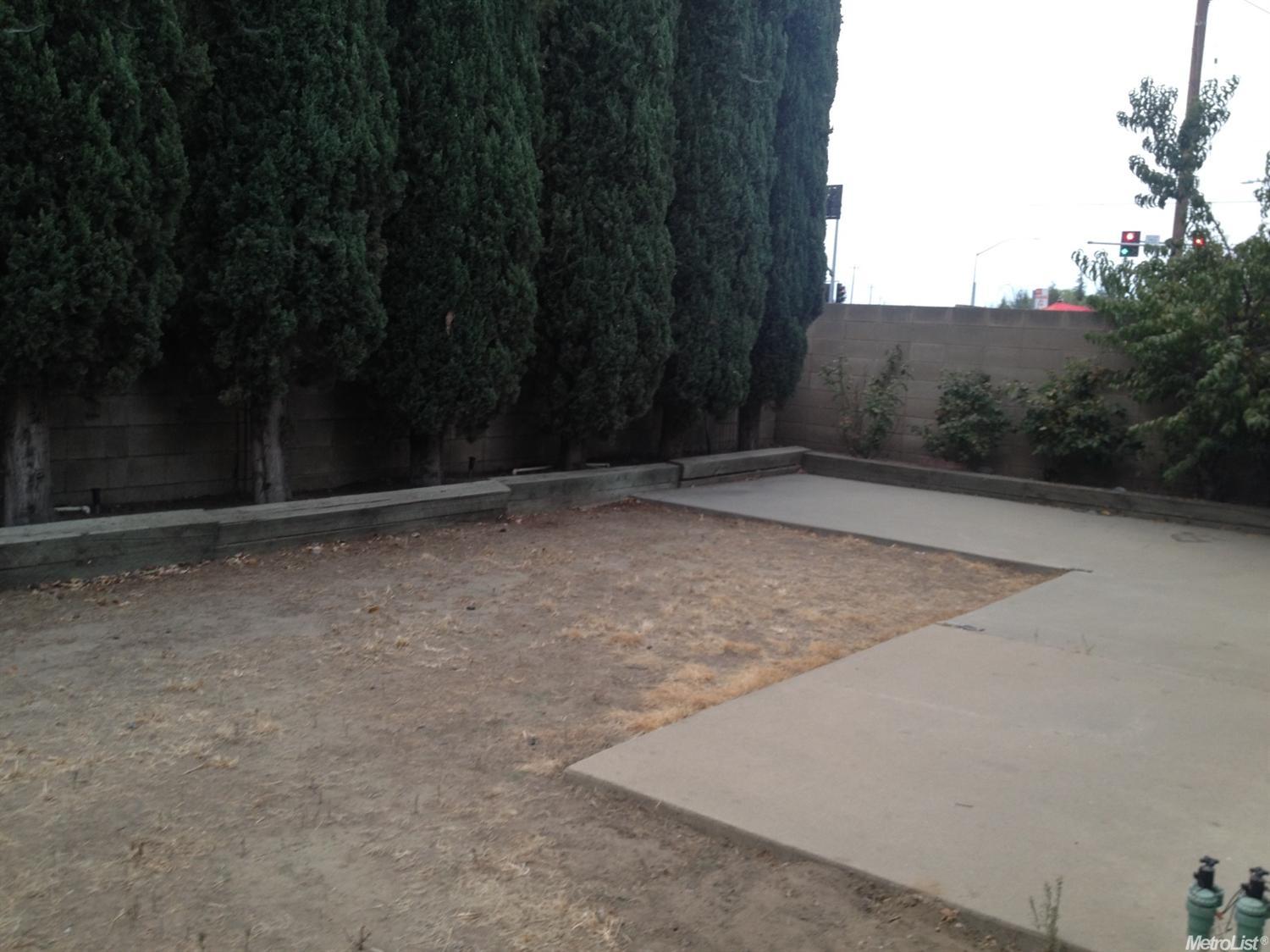 3921 Rotterdam Ave, Modesto, CA 95356 photo 6