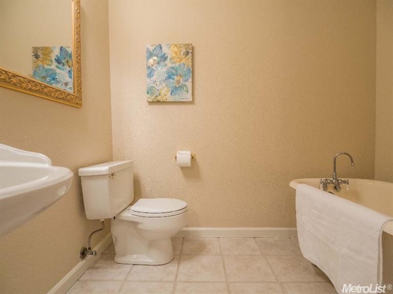 604 El Toro Way, Davis, CA 95618 photo 16