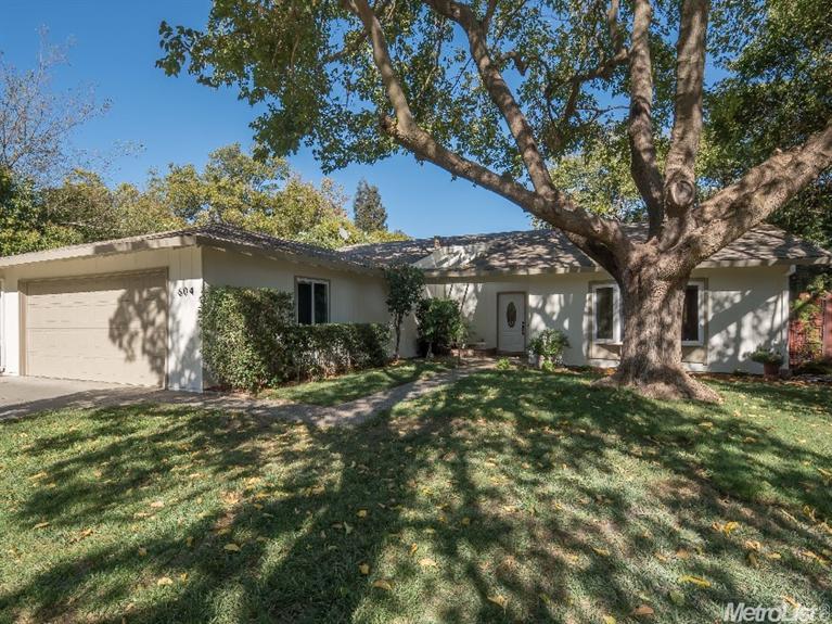 604 El Toro Way, Davis, CA 95618 photo 1