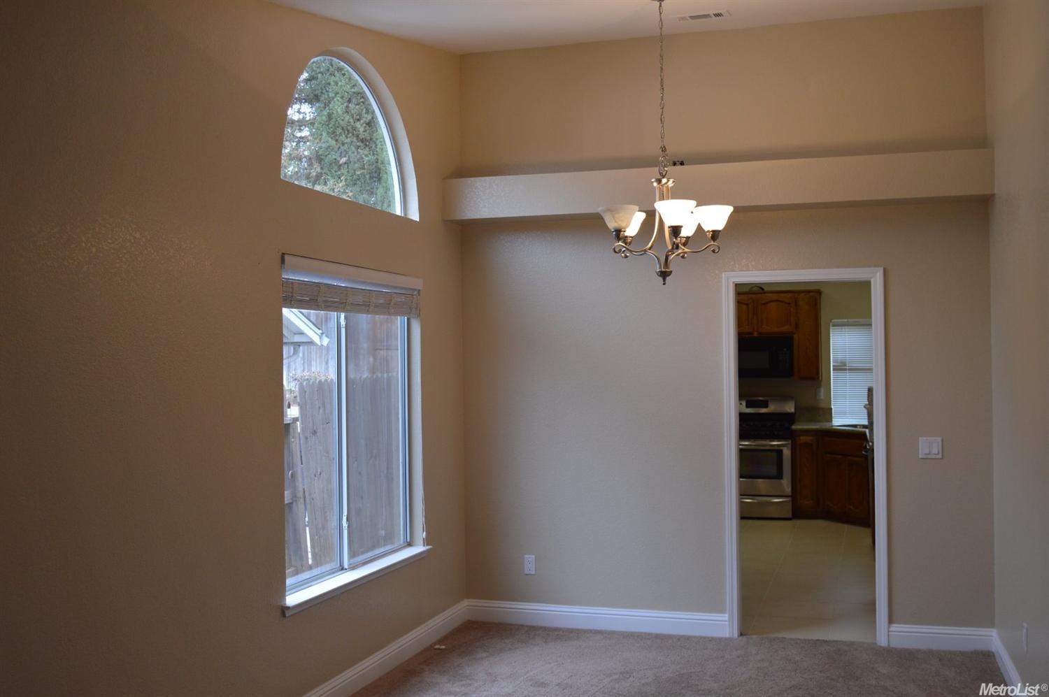 8206 Bellsbrae Dr, Antelope, CA 95843 photo 4