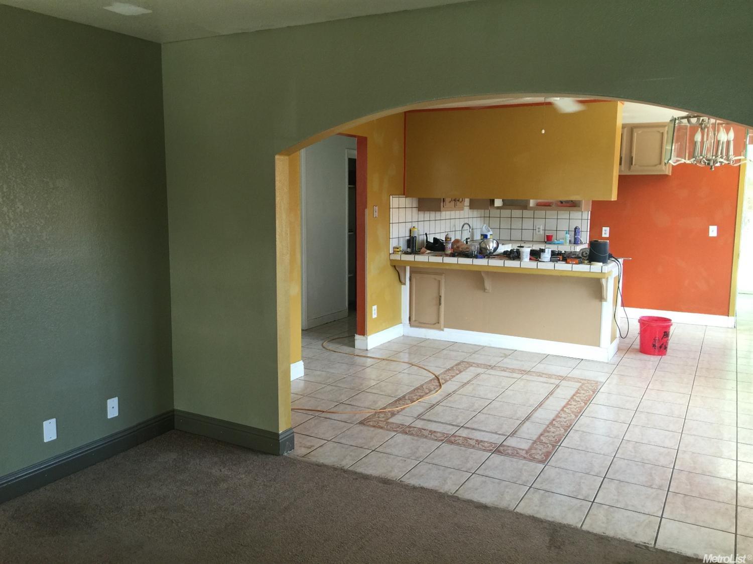 184 S T St, Merced, CA 95341 photo 3