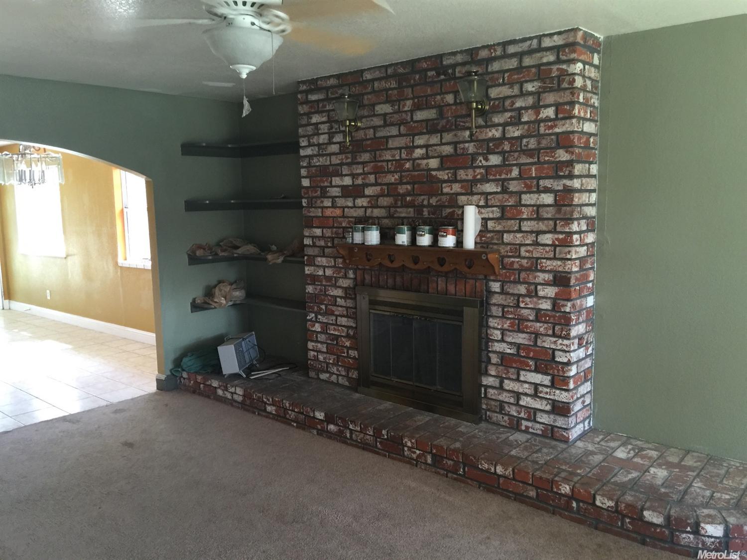 184 S T St, Merced, CA 95341 photo 2