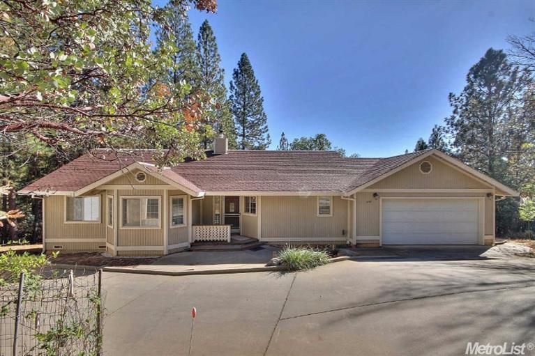6157 Silverleaf Dr, Foresthill, CA 95631 photo 1