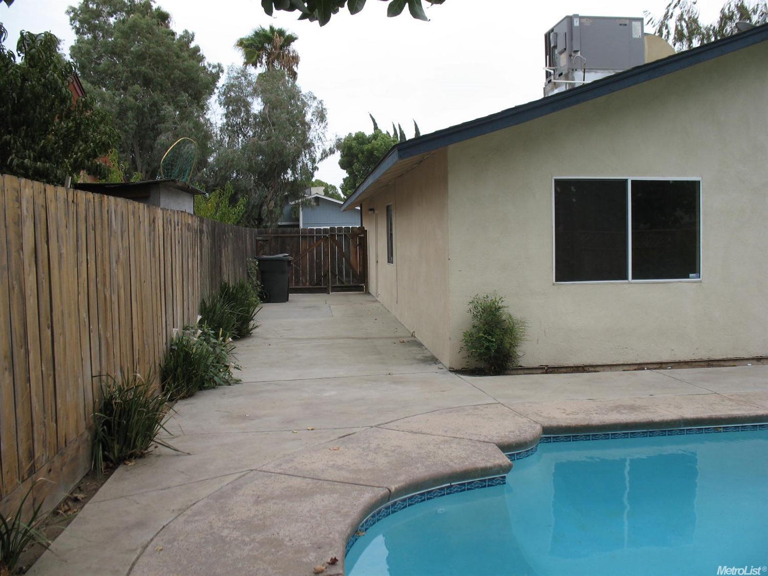 1416 Steele Ave, Modesto, CA 95351 photo 7