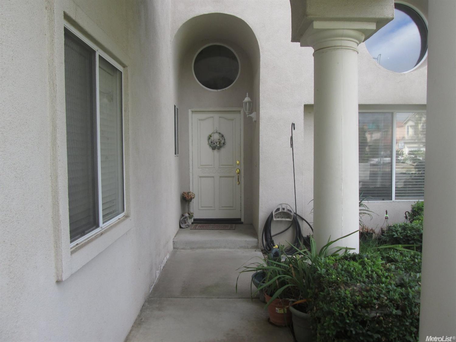 613 Waddell Way, Modesto, CA 95357 photo 2