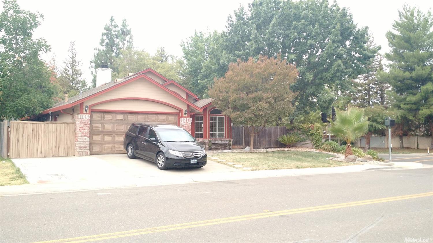 3900 Diane Dr, Antelope, CA 95843 photo 3