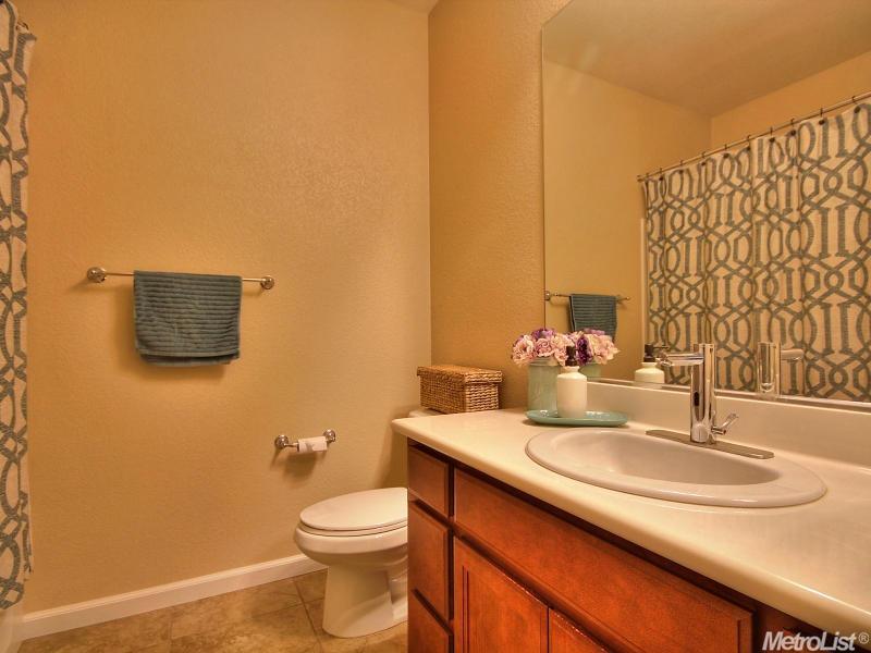 1457 Albero Ct, Manteca, CA 95337 photo 5
