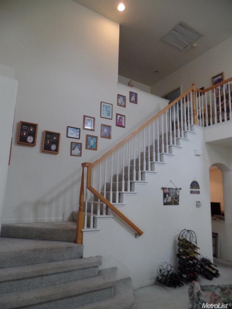 3423 Eagle Rock Loop, Tracy, CA 95377 photo 4
