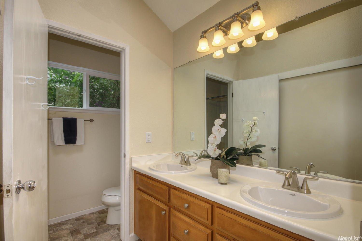 865 Donovan Ct, Davis, CA 95618 photo 13