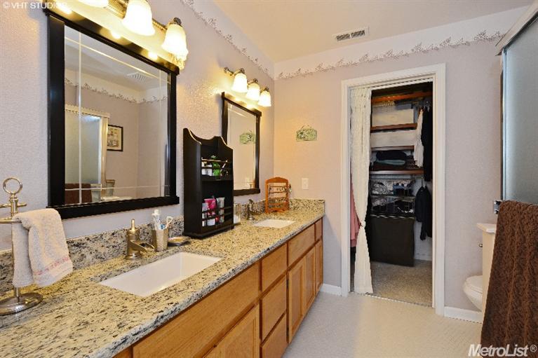 2601 Albany Ave, Davis, CA 95618 photo 12