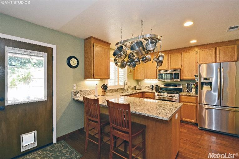 2601 Albany Ave, Davis, CA 95618 photo 6
