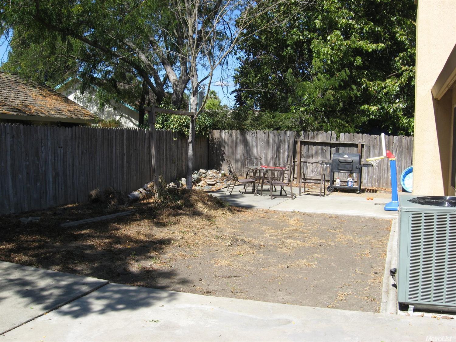 8009 Acappella Cir, Antelope, CA 95843 photo 18
