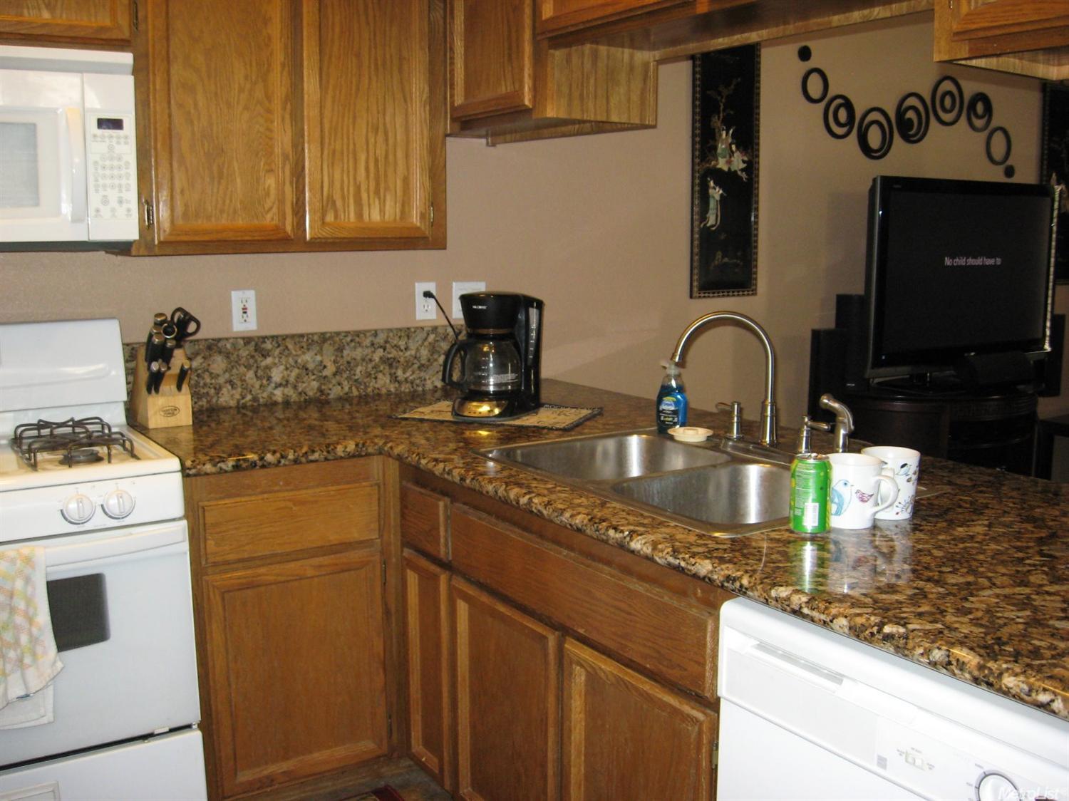 8009 Acappella Cir, Antelope, CA 95843 photo 13