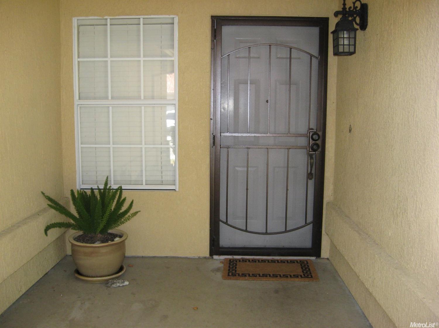 8009 Acappella Cir, Antelope, CA 95843 photo 2